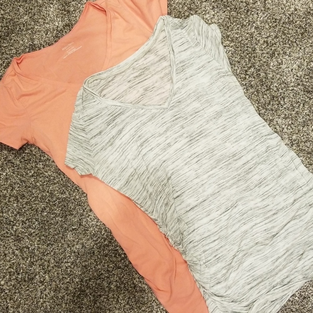 Set of 2 maternity shirts